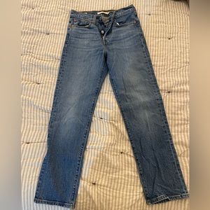 Levi jeans